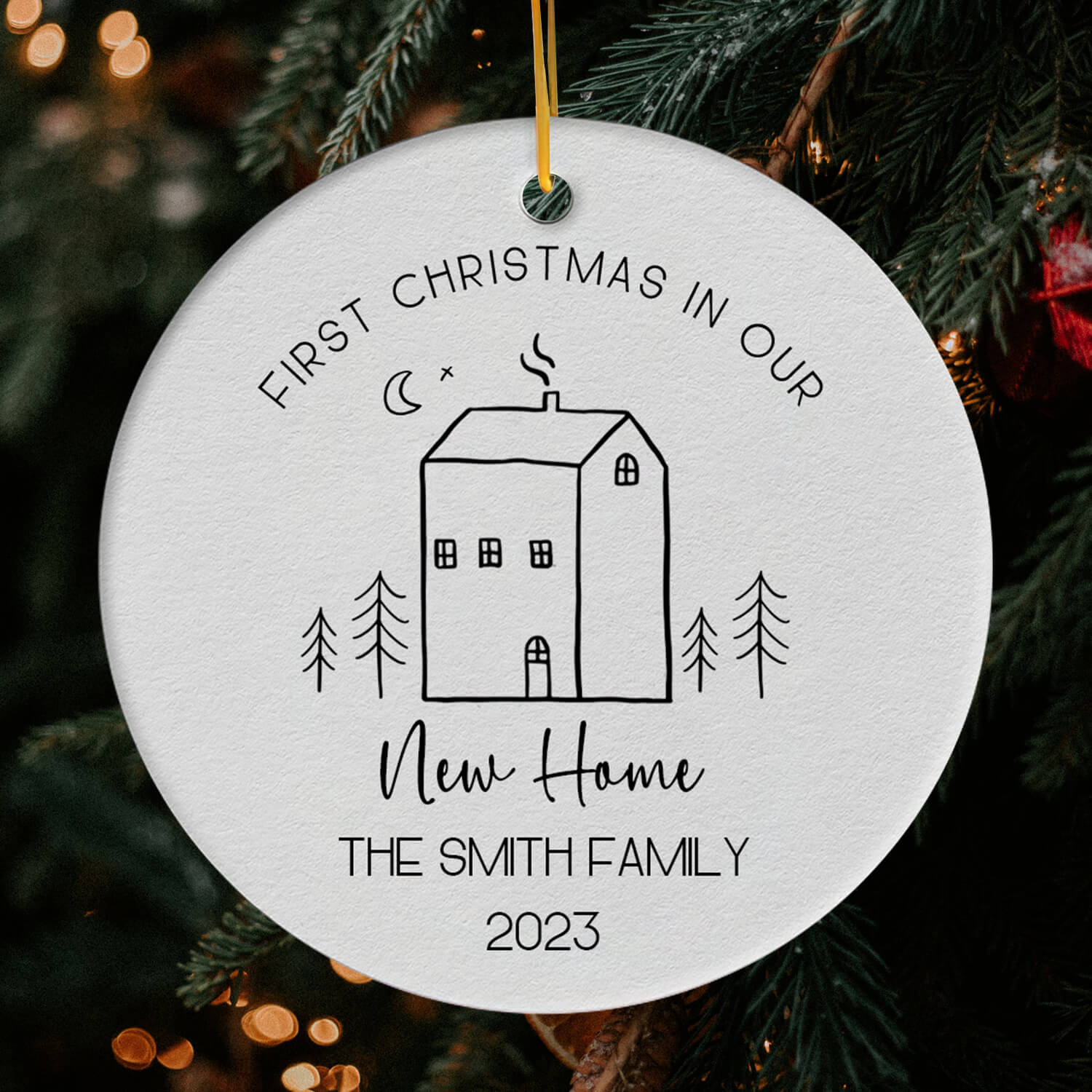 First Christmas in Our New Home - Personalized First Christmas gift for Family - Custom Circle Ceramic Ornament - MyMindfulGifts